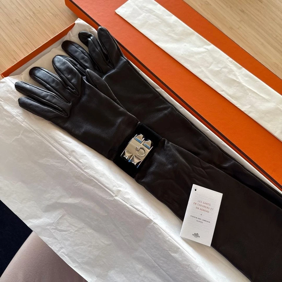 Authentic HERMES Long Gloves Black Leather Hardware Silver Buckle Women's - Image 3 of 4