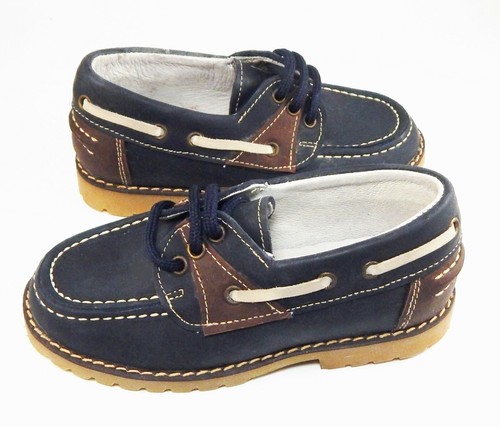 DE OSU -Spain -Boys Navy Blue Leather Tan Lace-up Boat Shoes -European 24 Size 8 - Picture 3 of 6