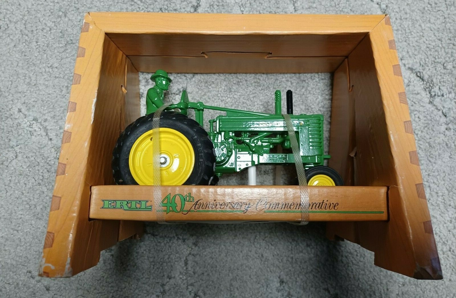 Picture 1 of 6