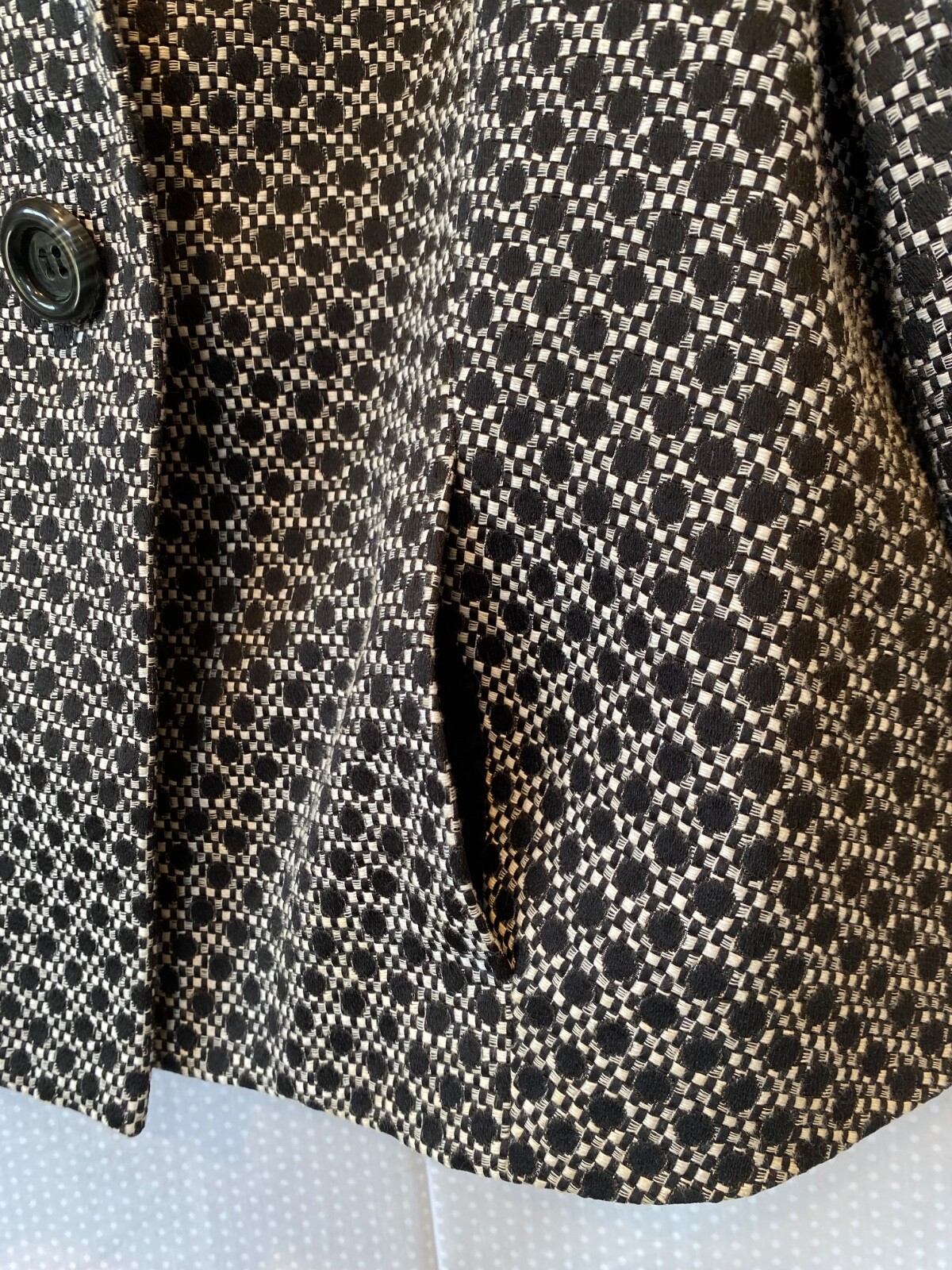 Picture 3 of 4