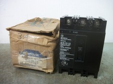 WESTINGHOUSE MCP CIRCUIT BREAKER MCP0322C 3AMP 600VOLT 3POLE NIB CHIPPED