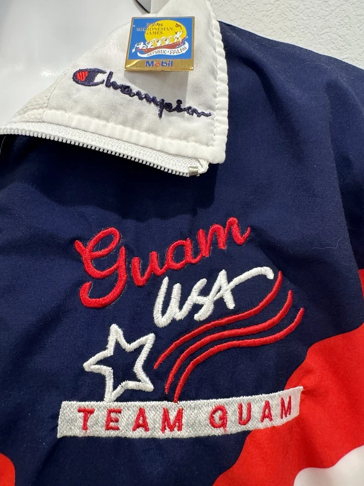 Chaqueta deportiva vintage Champion Olympics Team USA Guam para mujer grandes estrellas/rayas” Foto 3 de 4