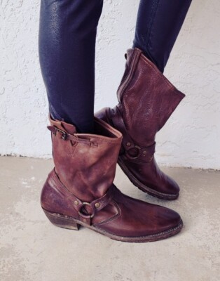 Vintage Shoe Company USA VS2200 Women's 9.5 M Brown Leather Harness Biker Boots