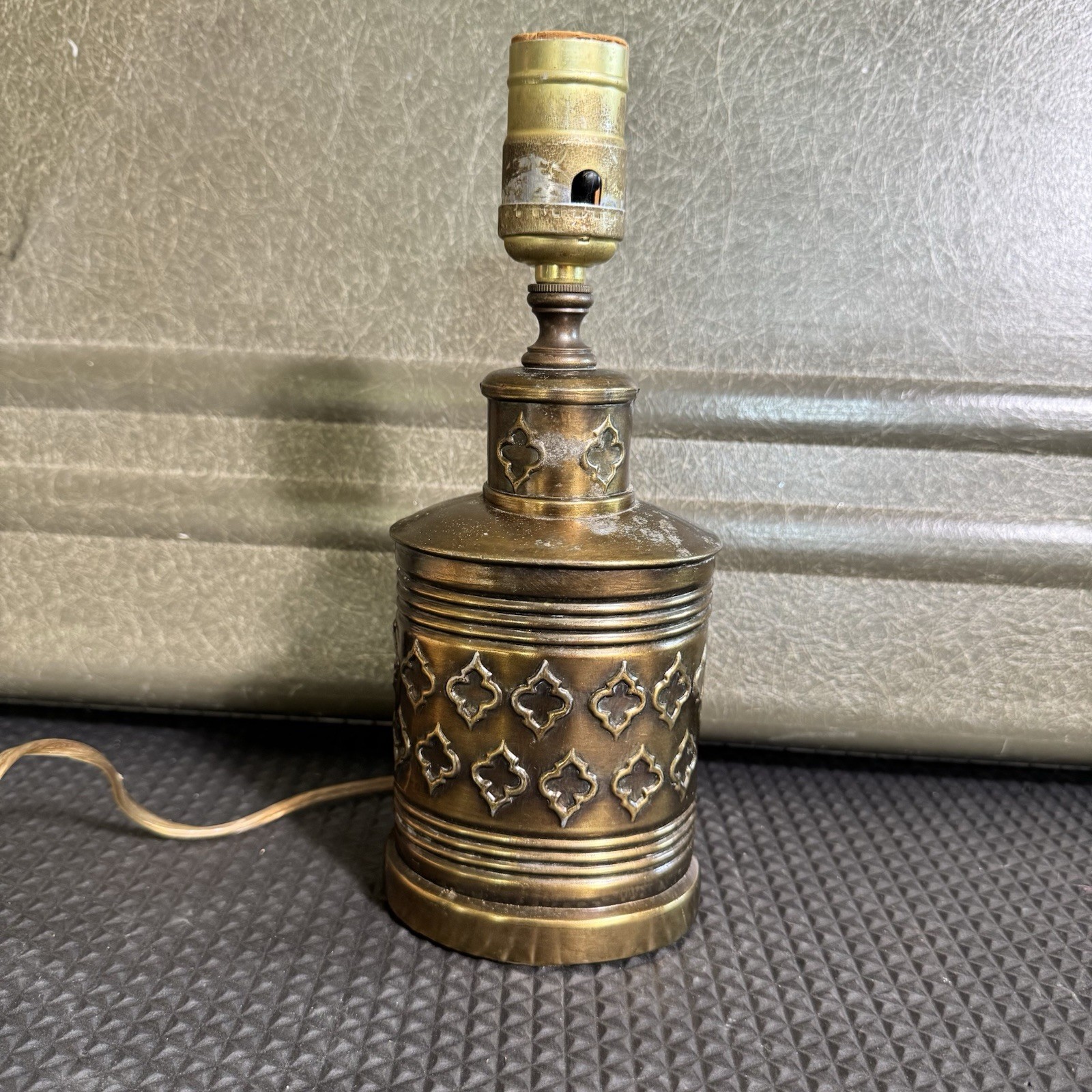 Picture 1 of 20