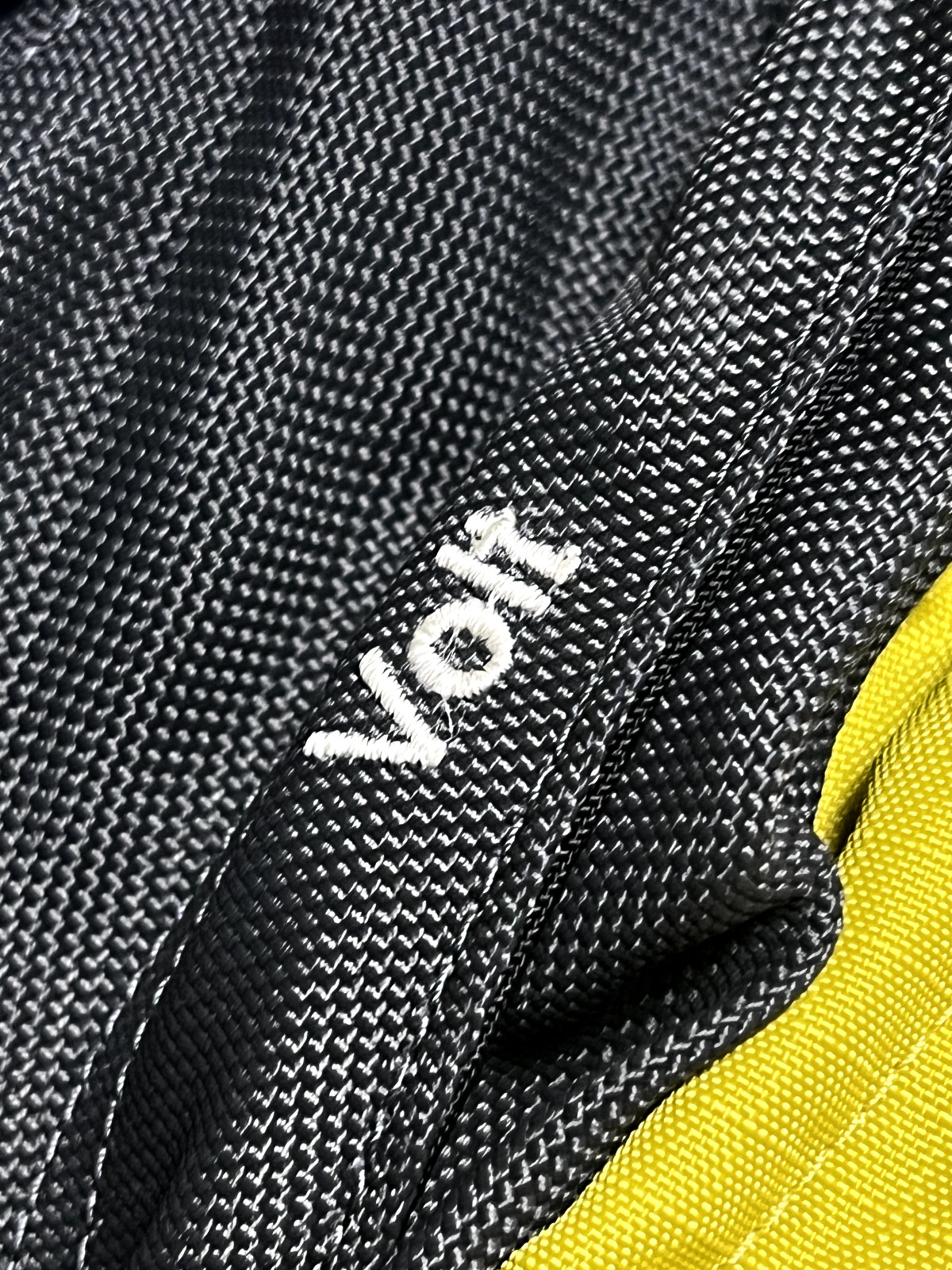 Arc'teryx Volt backpack Yellow/Black thumbnail 4
