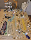 Antique Vintage Estate Exquisite Costume Jewelry Lot Gold Vibrant Some Signed