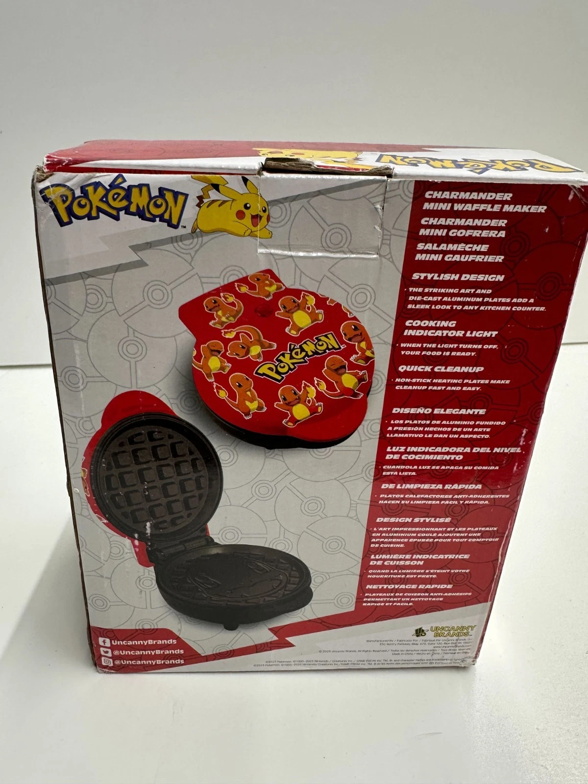 Uncanny Brands Pokemon Charmander Waffle Maker