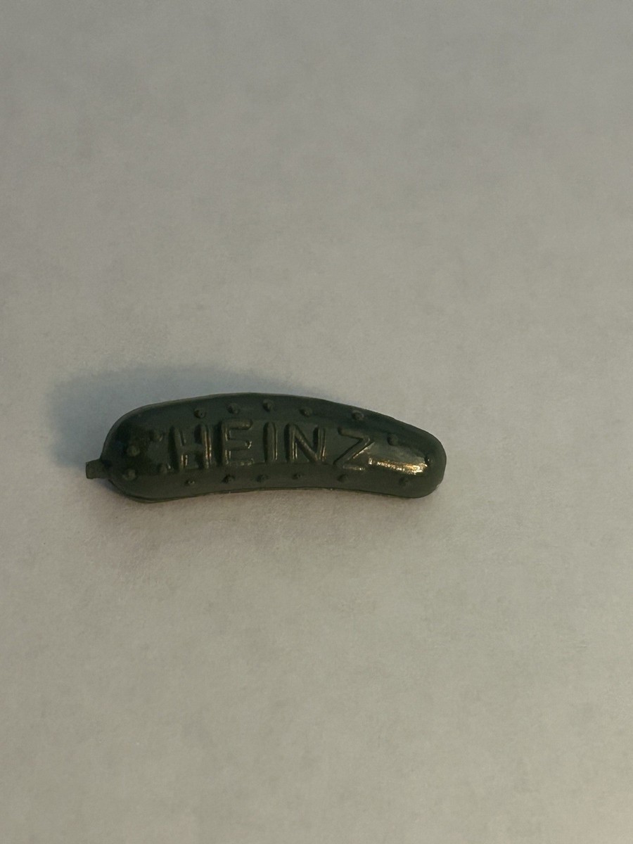 Vintage Plastic HEINZ Green Pickle Pin 1964 World's Fair 1.25