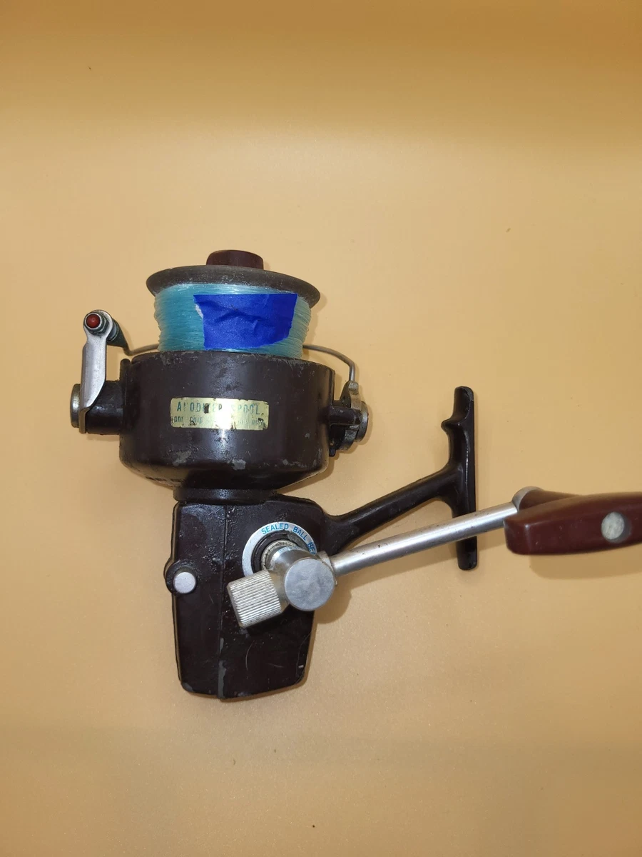 Preços baixos em Molinetes de pesca Spinning Daiwa Água Salgada