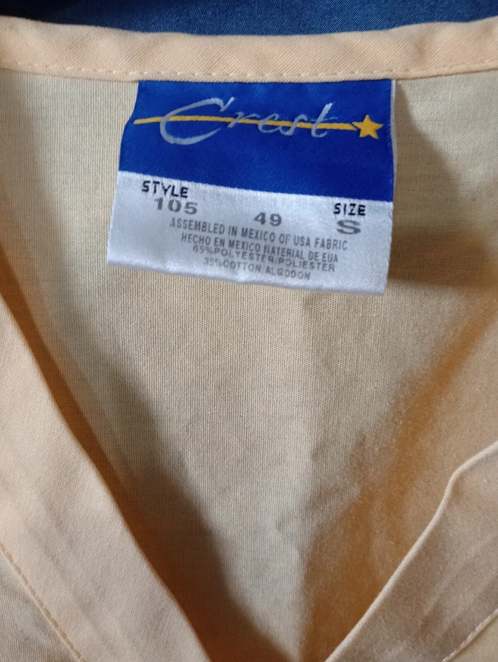 Blusa/Pantalones Médicos Crest Unisex Pequeña Cosecha Dorado Cuello en V Manga Corta Bolsillo en el Pecho Foto 4 de 4