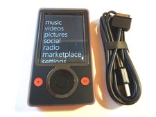 MICROSOFT ZUNE CUStOM RED/BLACK 128GB. SSD DRIVE...NEW BATTERY...