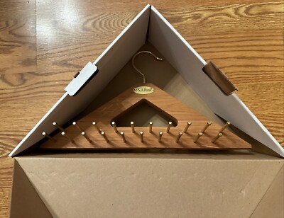New! Jos. A. Banks Cedar Wood Tie Hanger Organizer