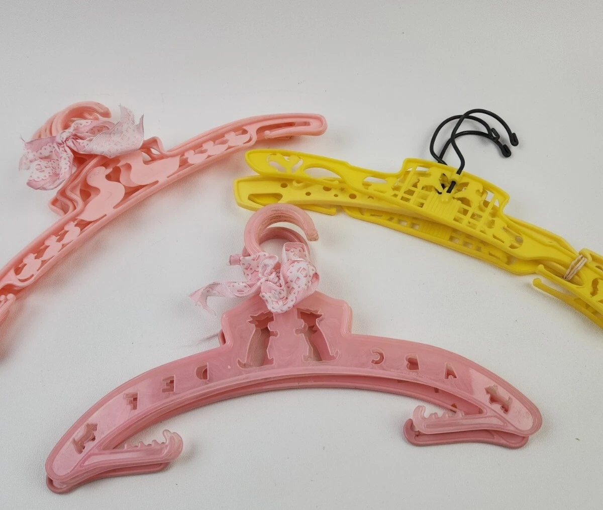 Lot of 9 Vintage Plastic Child's Kids Baby Clothes Closet Hangers Animals  Pink