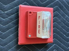 Wheelock MT4-24-LSM Multi-Tone Fire Alarm Horn Strobe 24VDC w/ Trim Plate USED