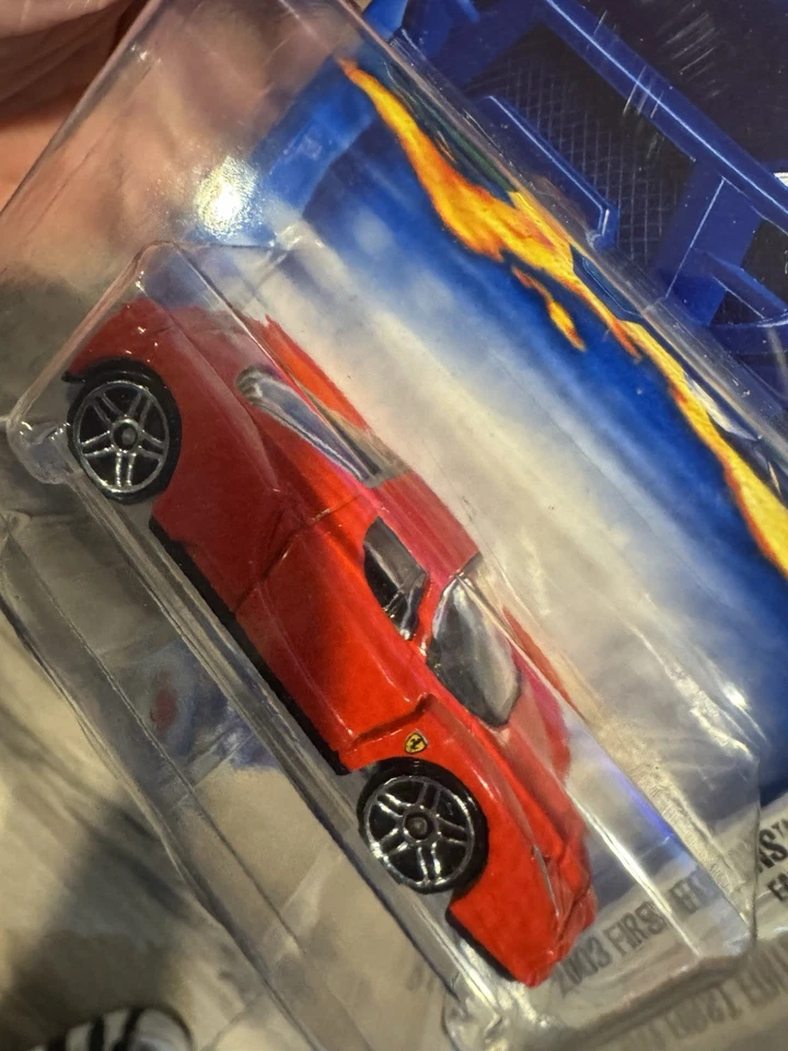 🏎️🎁 Hot Wheels  Enzo Ferrari 2003 First Edition Red x4 Lot    ❄️Holiday Sale❄️ - Image 2 of 4