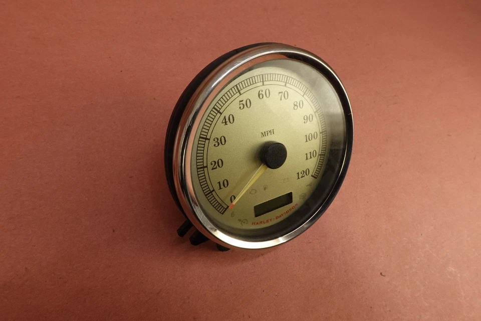 2008 - 2013 Harley Davidson Dyna Fat Bob FXDF 速度表 Speedo 规格 67096-04C — 第 3/4 张图片