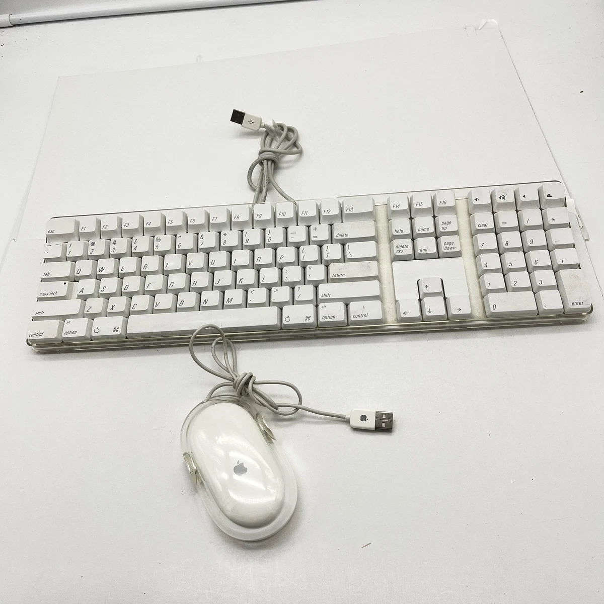 Apple Multimedia Integration Computer Keyboard & Mouse Bundles for