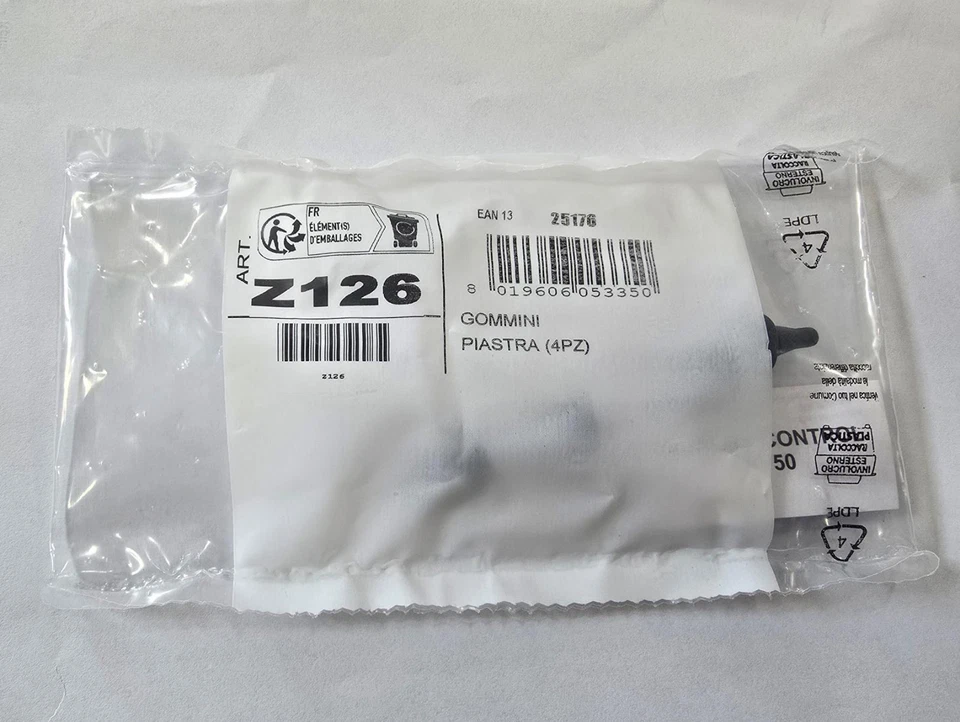 GIVI RICAMBIO 4 GOMMINI ART Z126 per PIASTRA GIVI MONORACK / WINGRACK/MONOKEY - Immagine 3 di 4