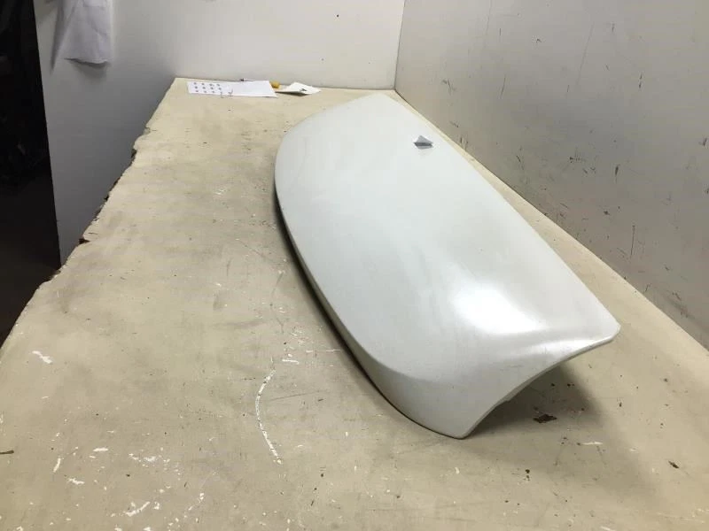 Dodge Grand Caravan 2012 puerta levadiza trasera alerón tercera lámpara de freno OEM+ Foto 2 de 4