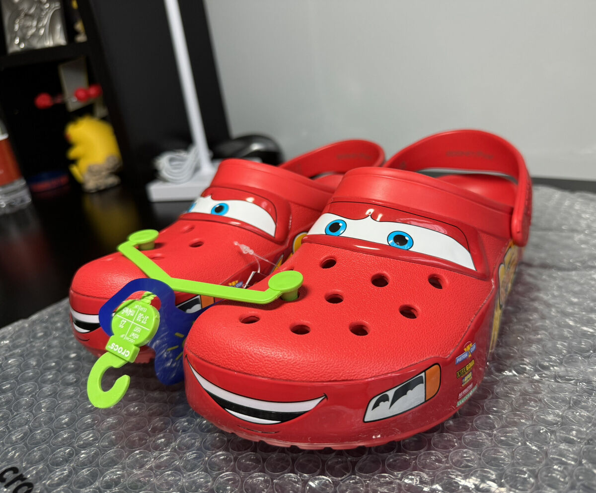 New Lightning McQueen Crocs Cars Light Up Mens Size 12 Limited