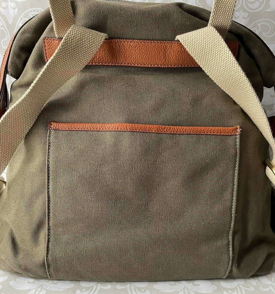G.I.L.I. Canvas Backpack OLIVE Stripe Zip Top Adjustable  display picture 3
