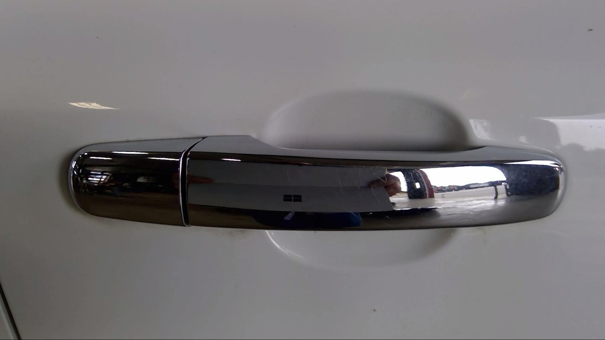 【中古】 ONE　OUTS（v．4） Used Front Right Exterior Door Handle fits: 2009 Saturn Aura front