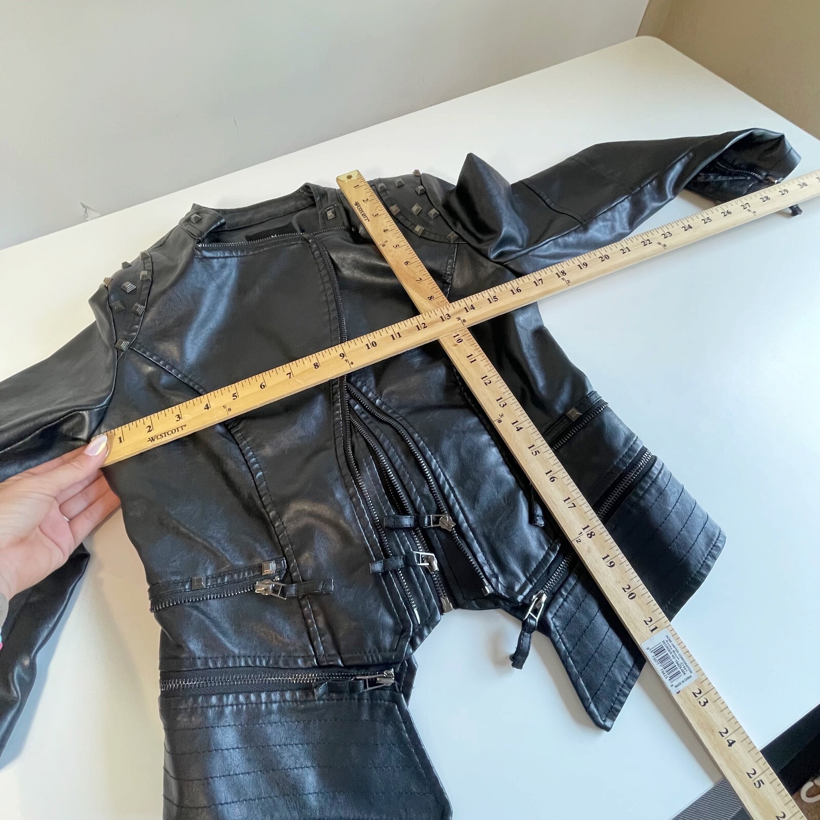 Chouyatou Studded Perfectly Shaping Faux Leather Biker Jacket Black XS Moto