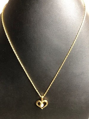 B0189 Sarah Coventry Heart Faux Pearl Pendant Necklace Goldtone 18'' Retro