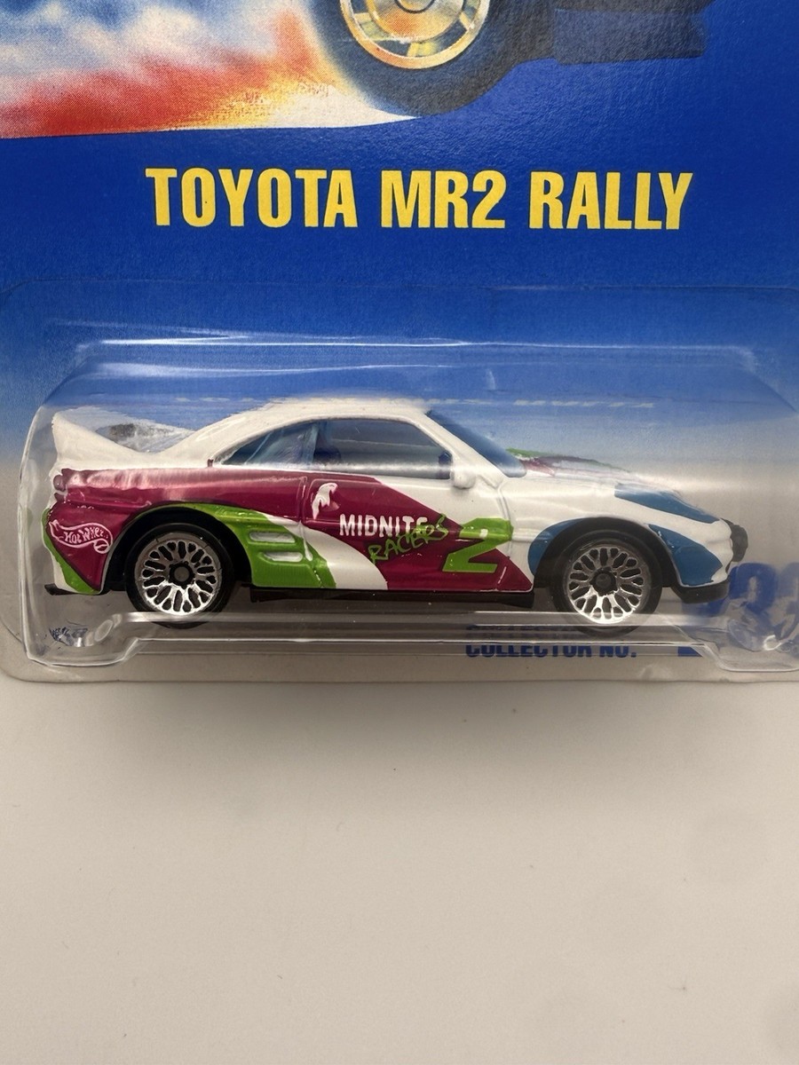 1991 Hot Wheels Blue/White Card #233 TOYOTA MR2 RALLY White w/Lace
