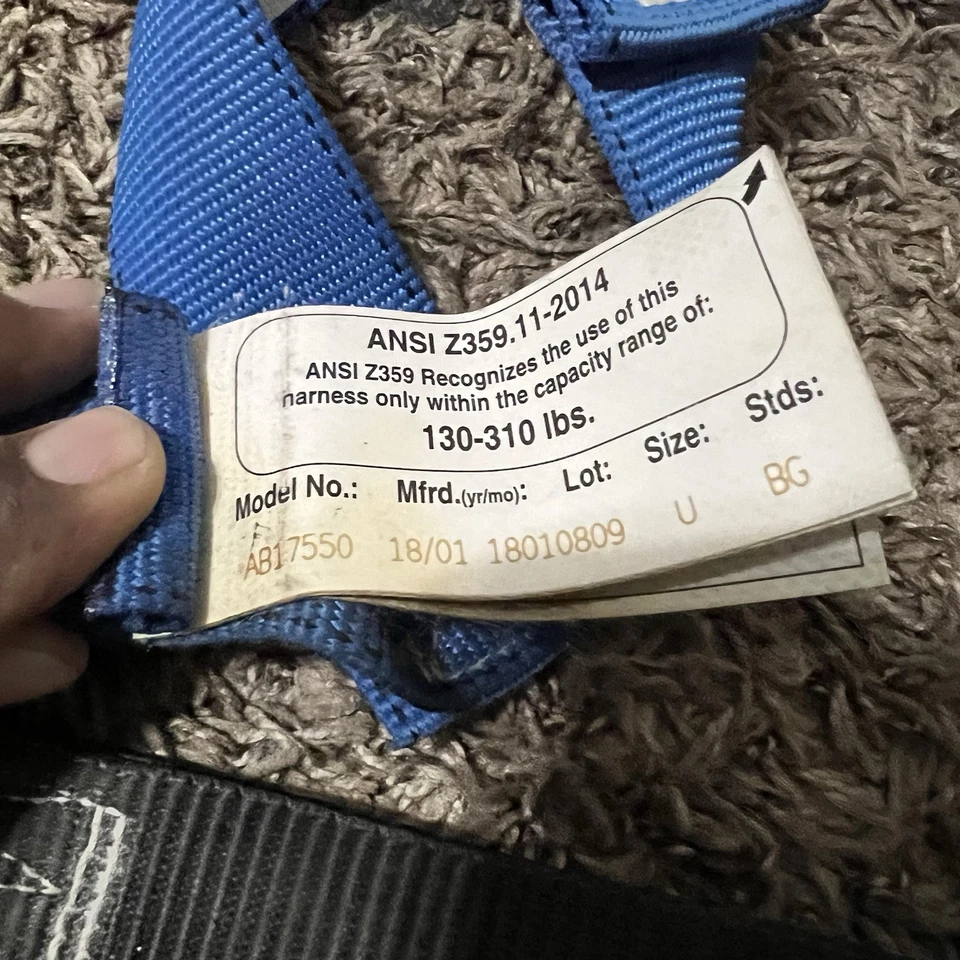 Rebel 11 ft Protecta 3100425 Single Retractable Lanyard & Harness Foto 3 de 4