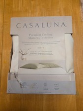 Queen Premium Cooling Mattress Protector - Casaluna