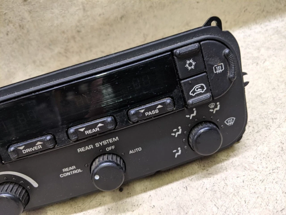 Автоматический климат-контроль температуры 3 зоны подходит для 05-07 DODGE CARAVAN b2-40/203422 - Изображение 4 из 4