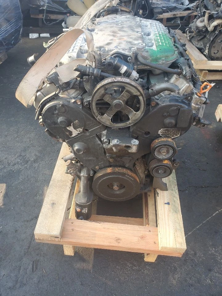 Used Engine Complete Assembly fits: 2008 Acura Rl 3.5L VIN 1 6th digit from engi - Image 3 of 4