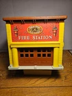 VTG 1979 Fisher Price Play Family Fire Station #928 Bell Works & Raising Door