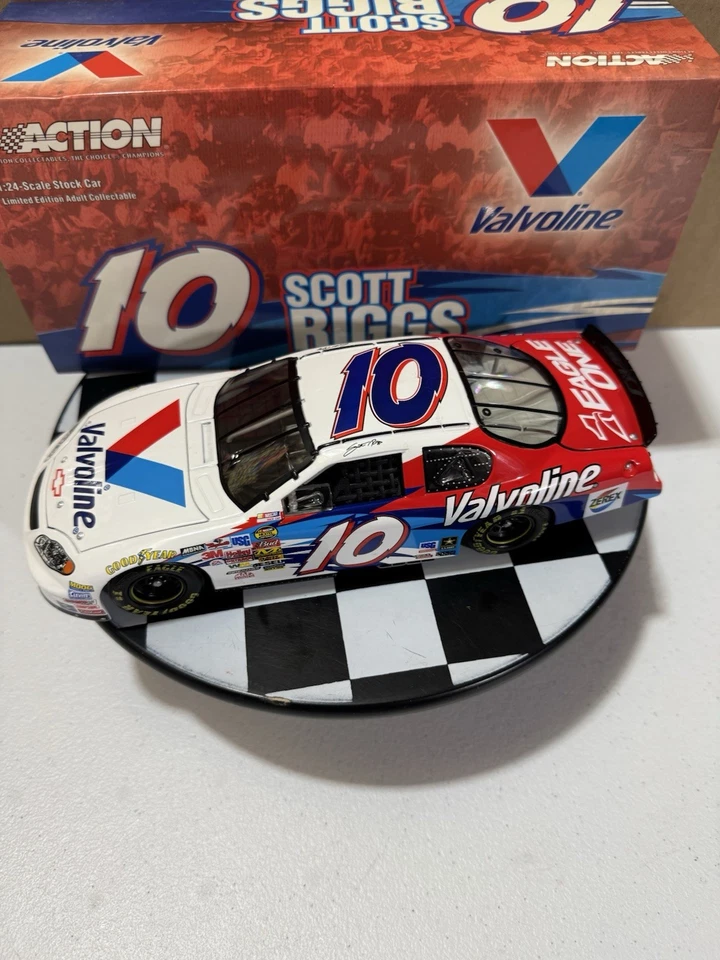 Scott Riggs #10 Valvoline 2004 1/24 Nascar Diecast Foto 2 de 4