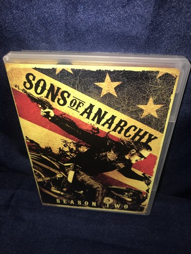 Sons of Anarchy: Season Two (DVD, 2010, 4-Disc Set) fast shipping bubble mailer - Picture 1 of 9