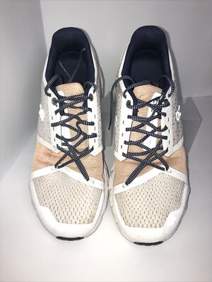 ON Cloud Helion Women's Running Shoes Size 9