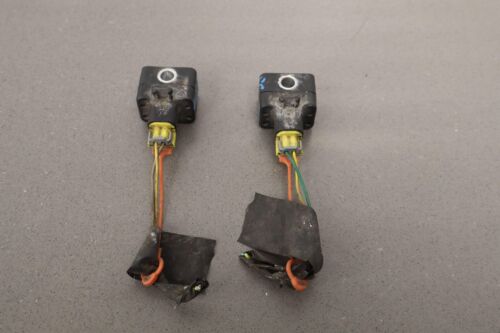 05-07 GM Yukon Tahoe Sierra Chevy Silverado Front Bumper Sensor 10370149