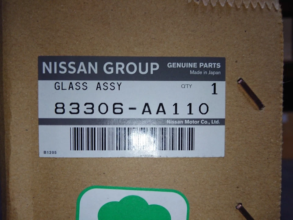 New genuine Nissan R34 Skyline quarter glass - RH GTR - image 4 of 4