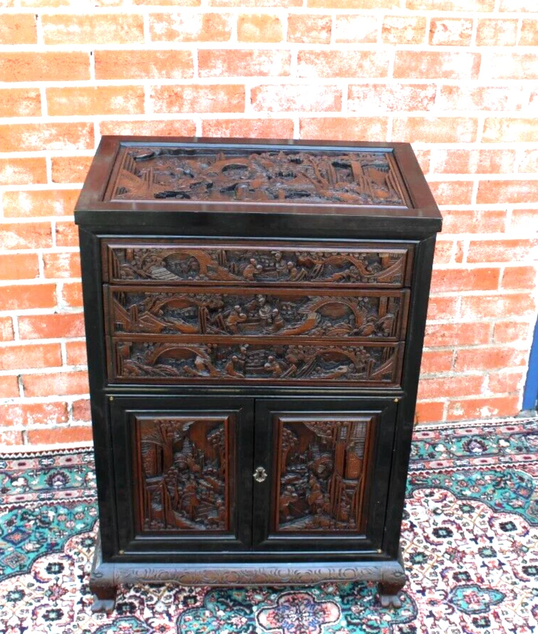 Gabinete de cubiertos chino muy tallado | Antiguo cajón de almacenamiento con cajones Foto 3 de 4