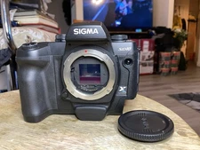 Sigma SD10 10.2MP Digital Camera Body Only TESTED WORKING