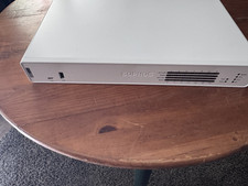 Sophos XGS 136 Firewall Appliance, Preinstalled, Universal OS, 1 Device
