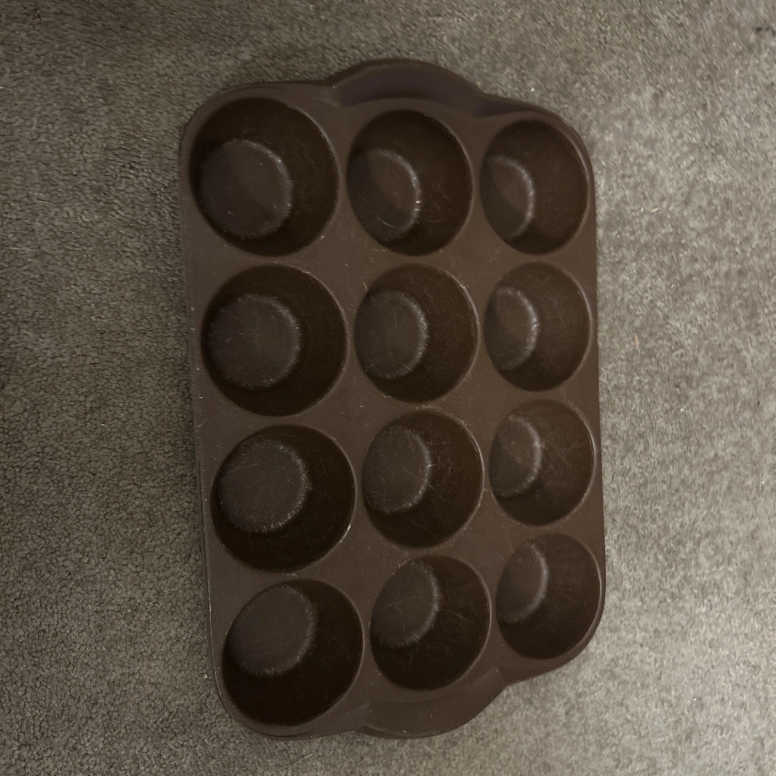 Nordic Ware Cast Aluminum 12 Count Muffin Pan # 216