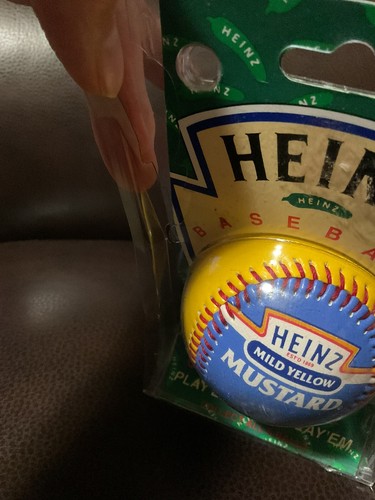 1998 HEINZ MILD YELLOW MUSTARD BASEBALL - FACTORY SEALED - Picture 5 of 5