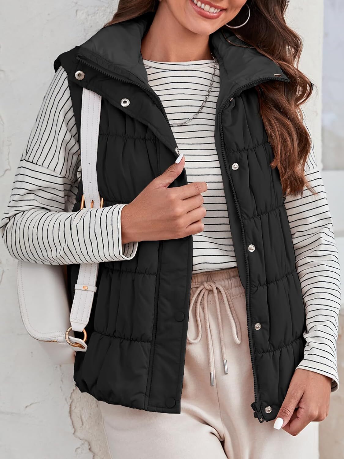 Fisoew Women's Winter Puffer Vest Quilted Stand Collar Zip Up Padded