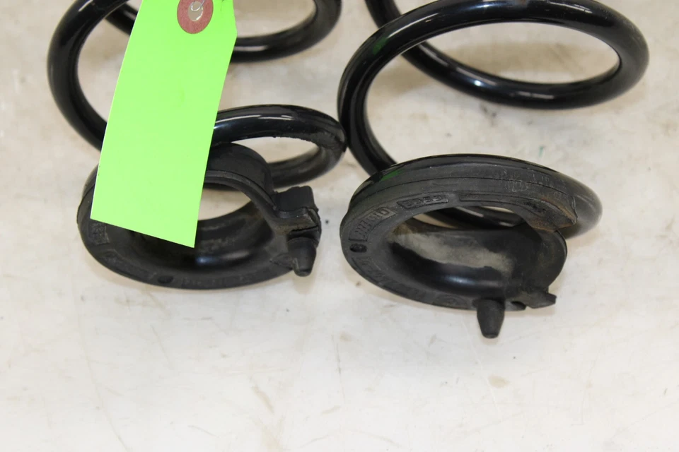 2014-2019 Mini Cooper Rear Coil Spring Set OEM GK156 - Image 2 of 4