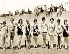 1927 Bathing Beauties, Long Beach, California #2 Old Photo 8.5" x 11" Reprint