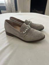 Vionic Avvy Suede Rhinestone Loafers Size 6 Light Gray Comfort Preppy