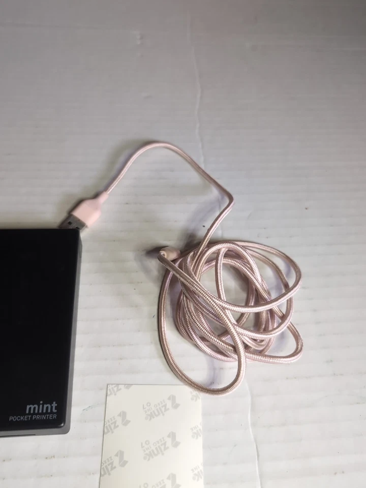 Polaroid Mint Pocket Printer with Zink Zero Ink Technology Black - Image 2 of 4