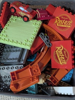 Incomplete Mega Bloks Disney Lightning Mcqueen Cars Set